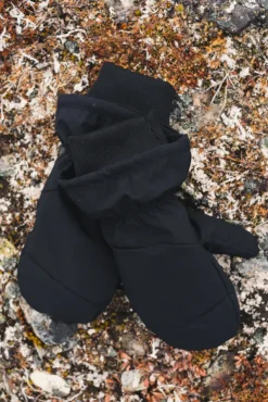 Small Mittens Black