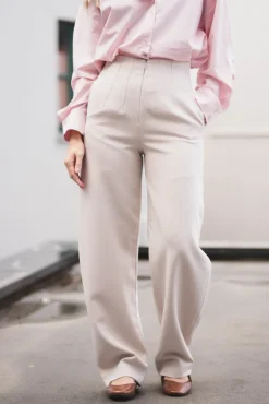 Smooth Barrel Pants Ivory White
