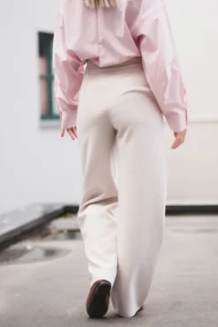 Smooth Barrel Pants Ivory White