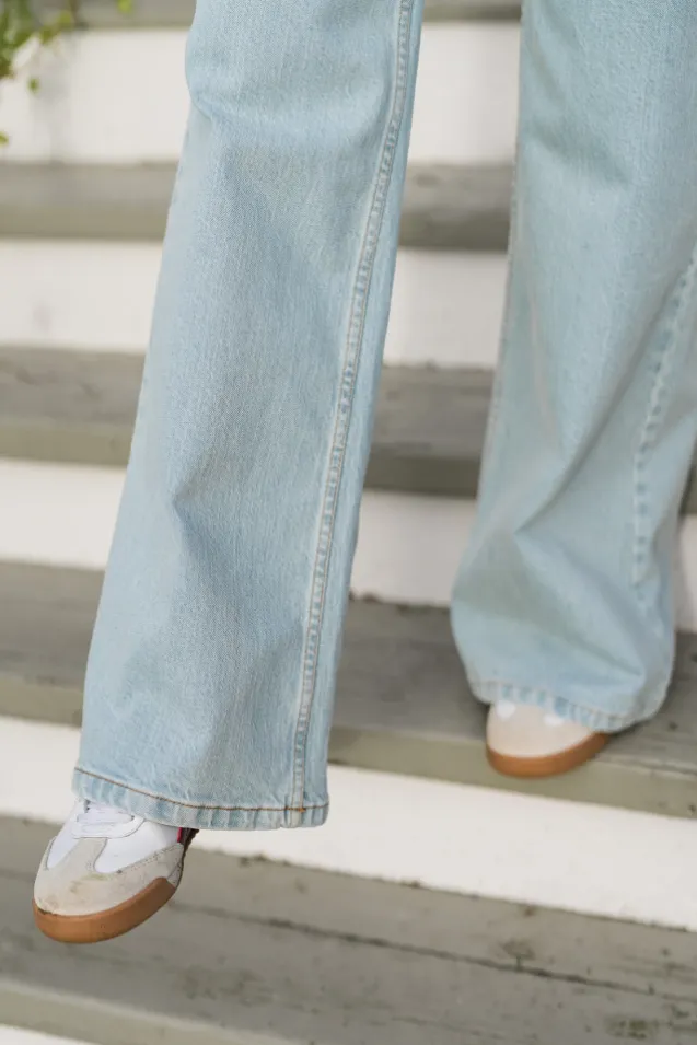 Solia Ada HW Wide Jeans Light Blue Wash