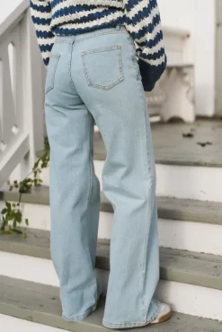 Solia Ada HW Wide Jeans Light Blue Wash