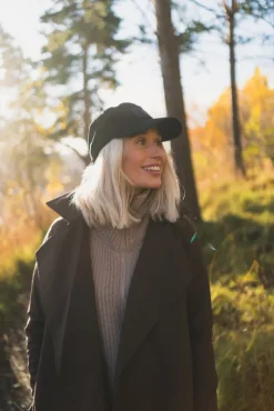 Solregn Caps New Black