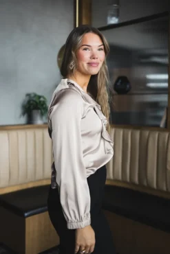 Sophia Blouse Semi Rich Shell