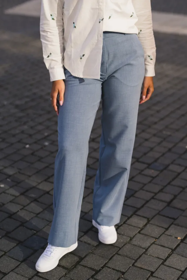 Sophia 826 Dawn Blue Regular