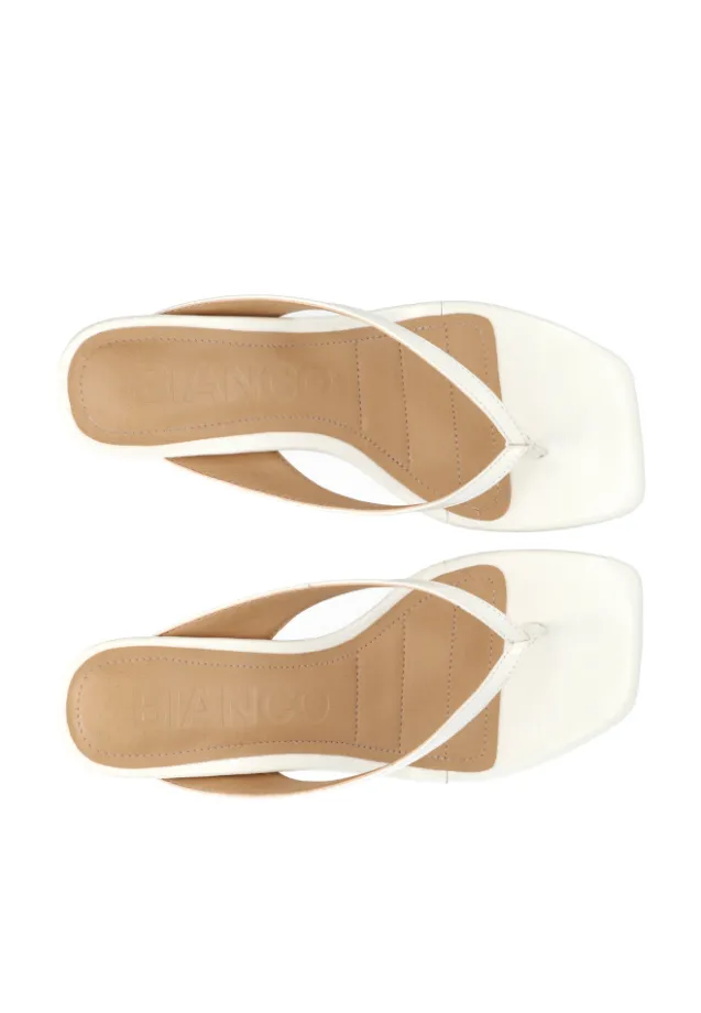 Spice Toe Post Faux Leather Offwhite