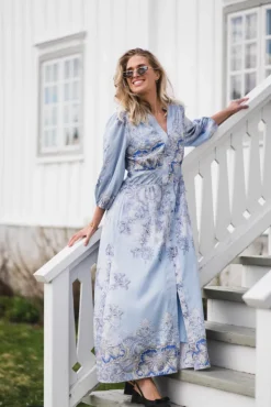 Stellar Artist Paisley Dress Light Blue