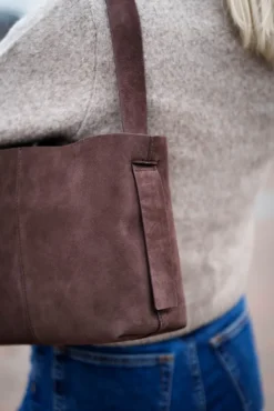 Suede Fraya Small Bag Hot Fudge Brown
