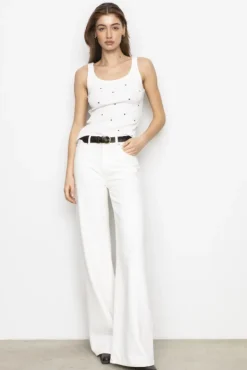 Taylor Offwhite