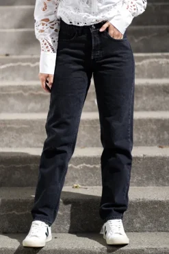 Terrence Tomboy Jean Black