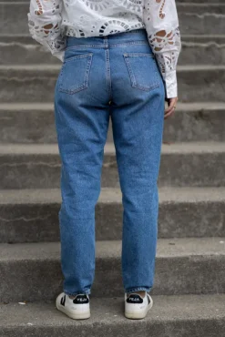 Terrence Tomboy Jean Medium Blue