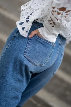 Terrence Tomboy Jean Medium Blue