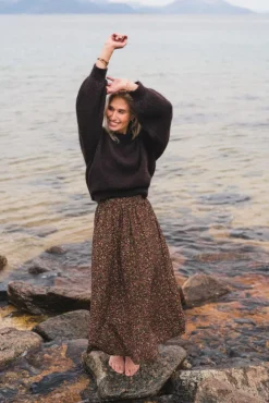 Thea Amalie Pullover Black Coffee