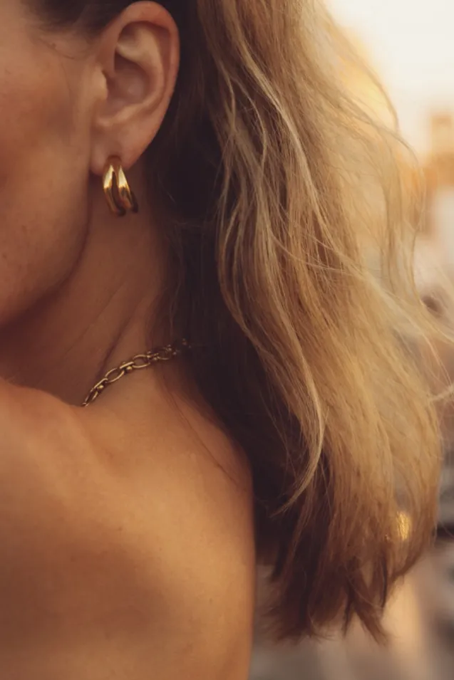 The Big Curved Hoops Gold