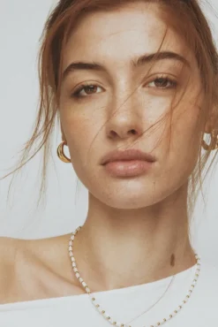 The White Shell Necklace Offwhite