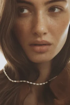 The White Shell Necklace Offwhite