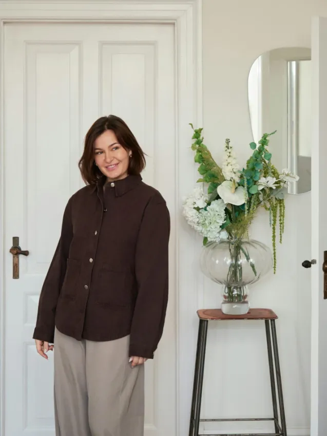 Tikken Solid Jacket Dark Brown