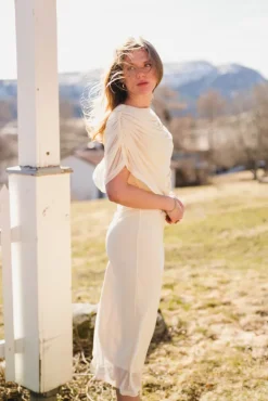 Tottuna Long Drapy Mesh Dress Light Yellow