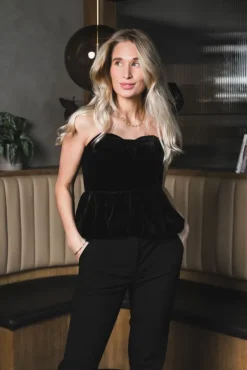 Vessi Velour Balloon Corsage Black