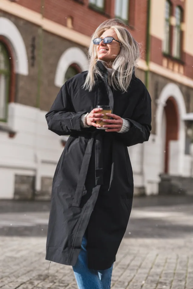 Vik Coat Black