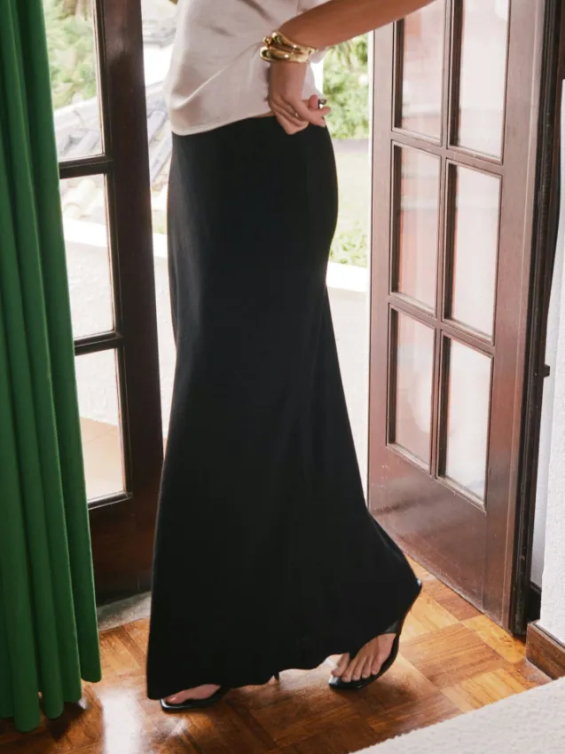 Viso Linen Skirt Black