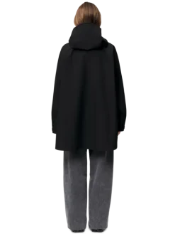 Voss Poncho Black
