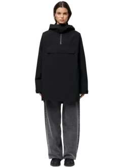 Voss Poncho Black