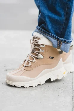 W Adirondack Meridian Hiker Sand