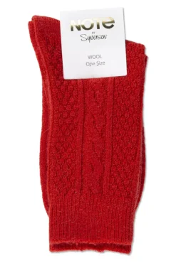 Wool Cable Red