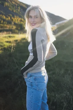 Worldcup Sweater Sand