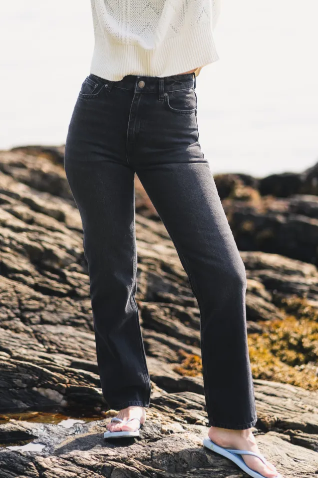 W Regular Jeans Black Washed
