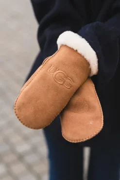 W Sheepskin Embroider Mitten Chestnut