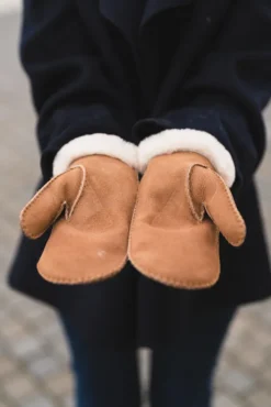W Sheepskin Embroider Mitten Chestnut