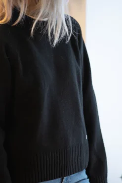 W. Wool Crew Black