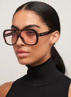 Yara Tort/Pink Fade