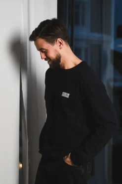 Ykobow Sweater Darkness