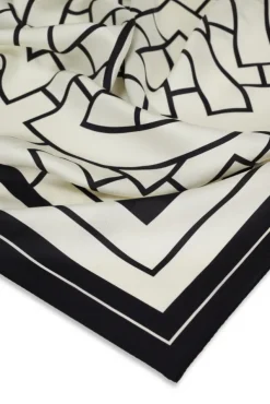 York Scarf AB Black