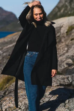 YR Coat New Black