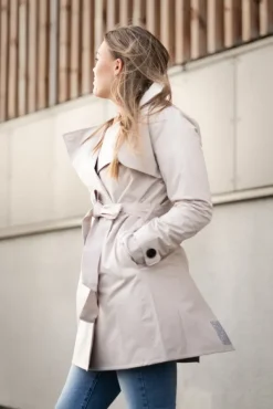 Yr'en Coat Sand