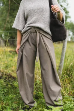 Zanya Structure Pants Taupe