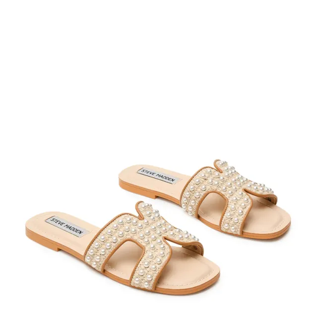Zarnia Nude Pearls