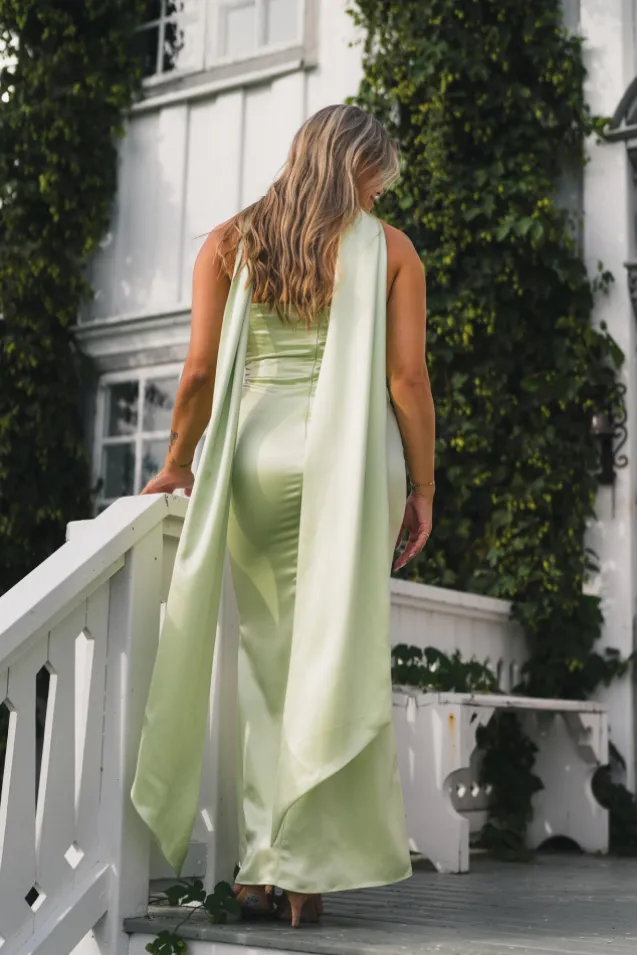 Zelda Scarf Detail Maxi Dress Pistachio