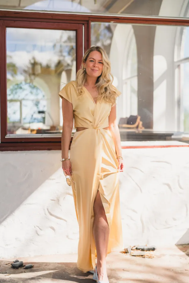 Zephyr Dress Butter Yellow