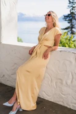 Zephyr Dress Butter Yellow